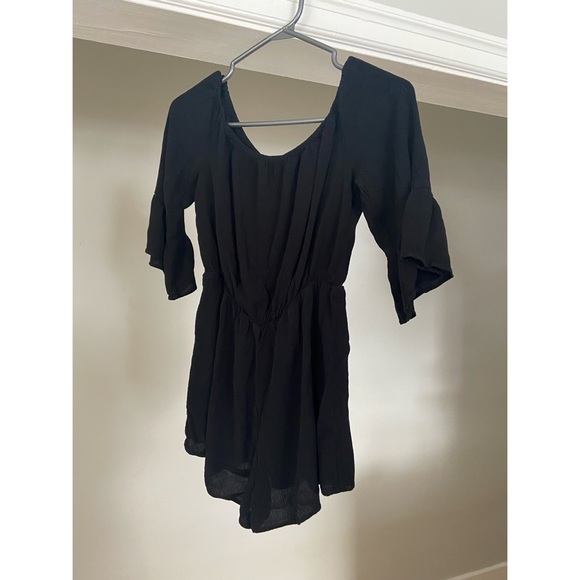 Topshop Off-the-shoulder romper - Picture 3 of 5